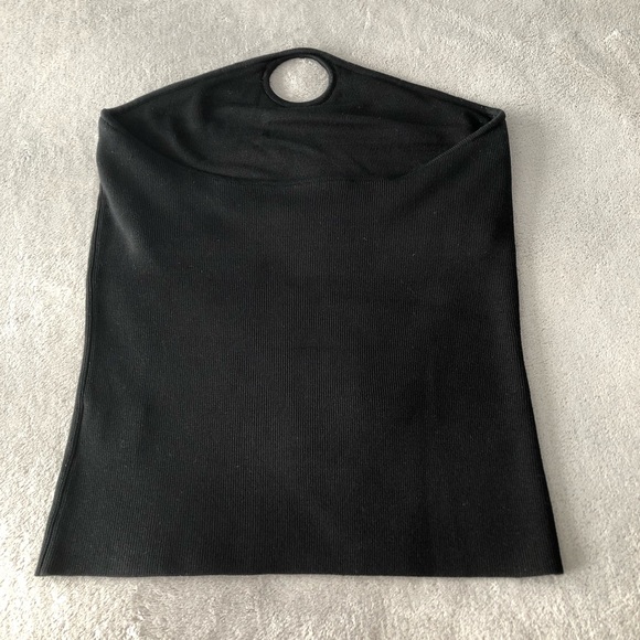 🌺Gorgeous Silk & Spandex Ring Halter Top Black SZ Small - Picture 3 of 6